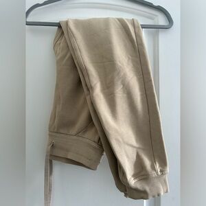 Lululemon scuba high rise relaxed jogger